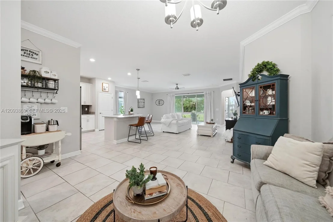 Photo of 1503 Bunker Dr