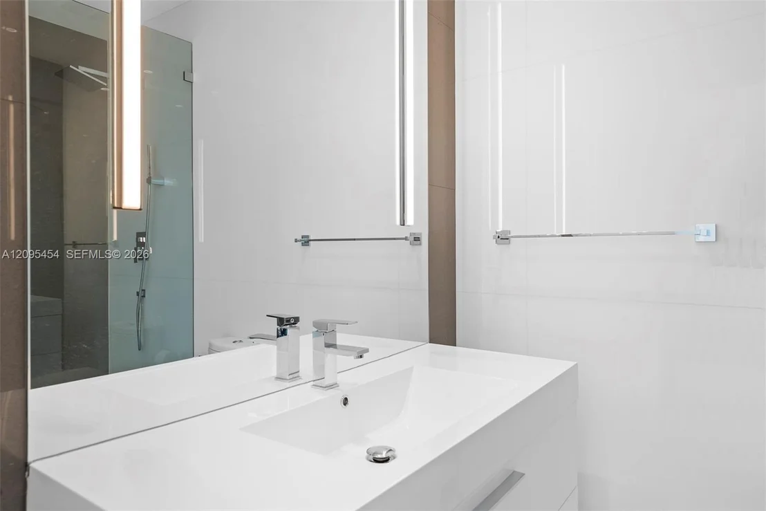 Photo of 480 Ocean Blvd