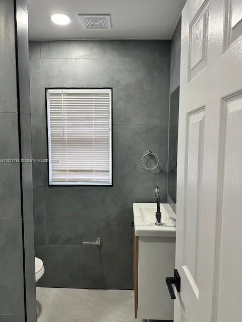 Photo of 42 SE 10th Ter