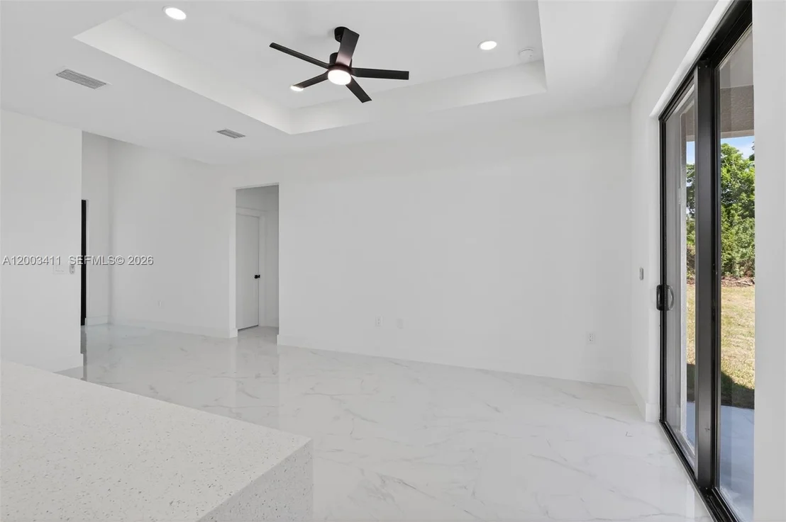 Photo of 312 Rand Ave.