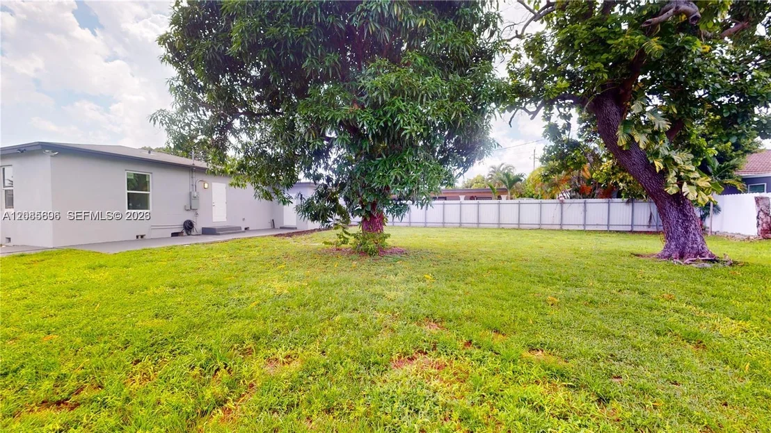 Photo of 511 SE 2nd Street