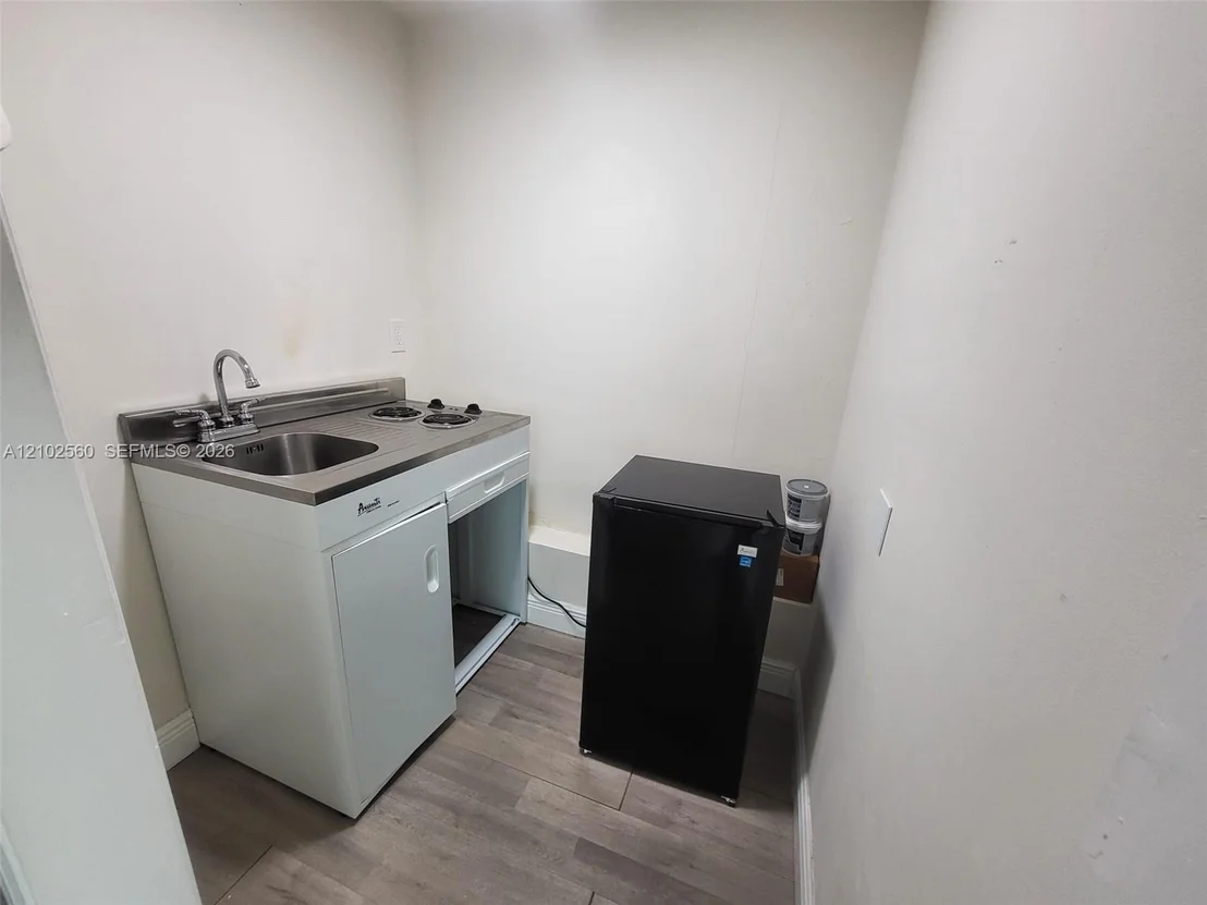 Photo of 3700 NE 13th Ter