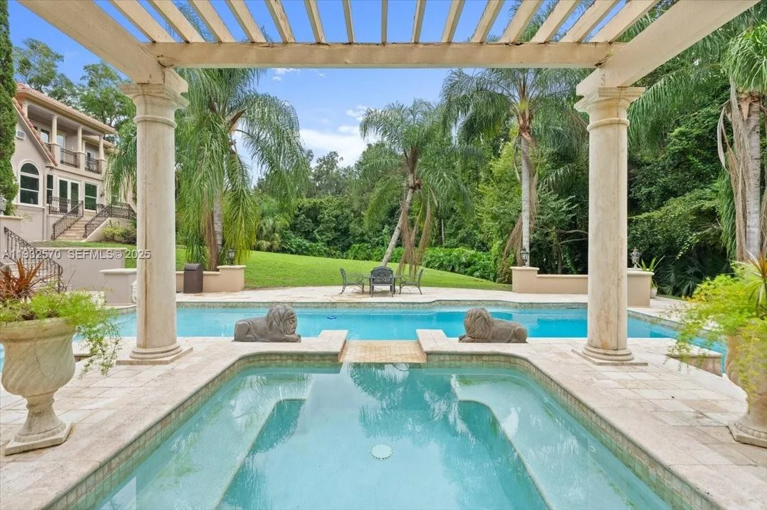 Photo of 12 Tidewater Dr