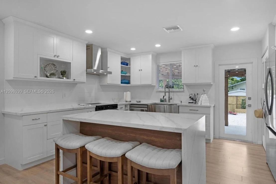 Photo of 53 Bonefish Ave