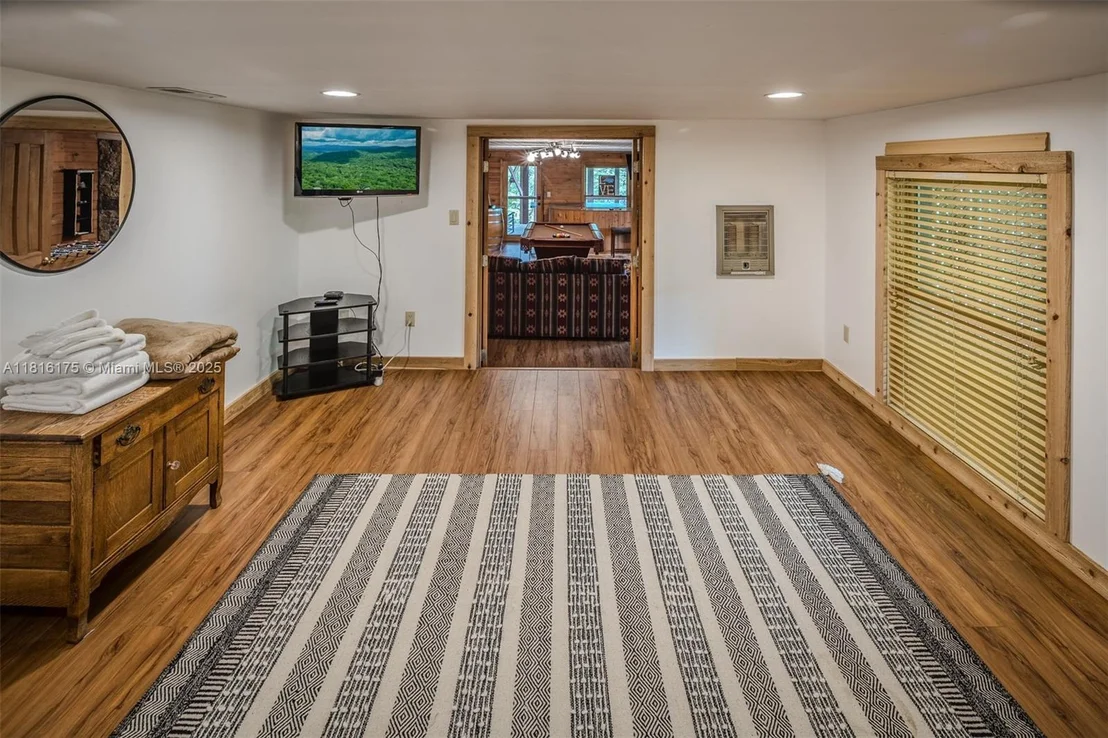 Photo of 200 Summit Lodge Road
