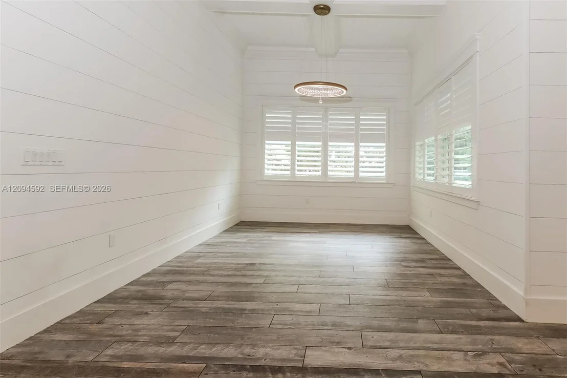 Photo of 5 Summer Ln
