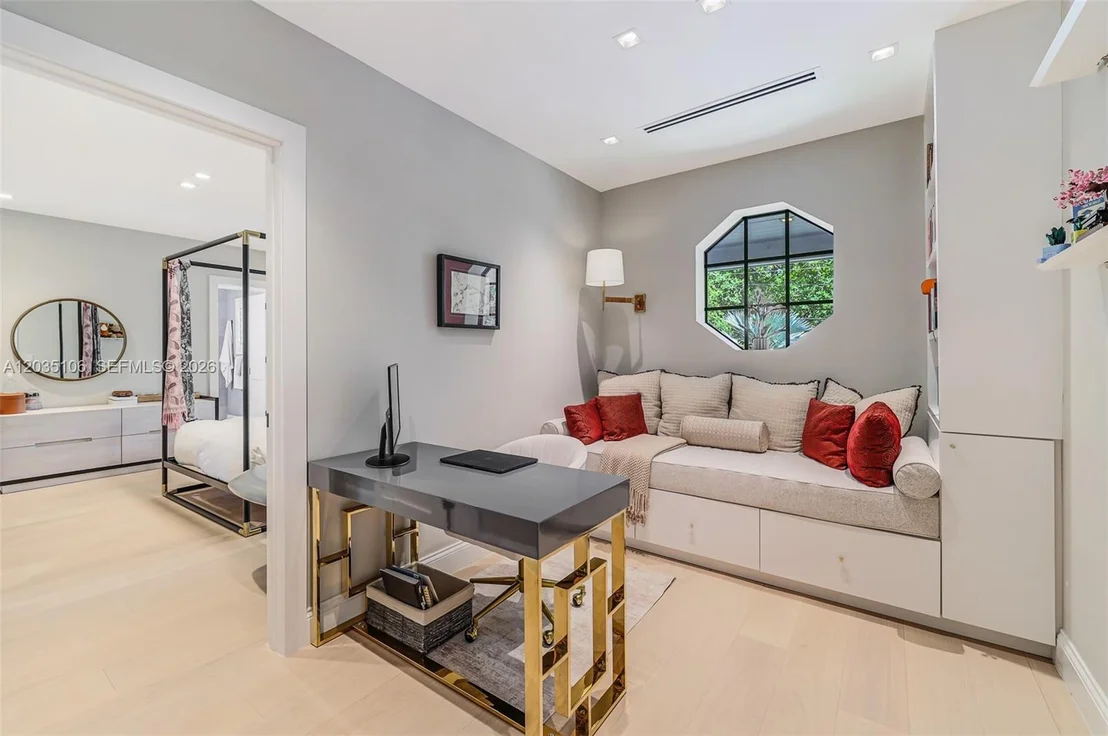 Photo of 3120 Brickell Ave