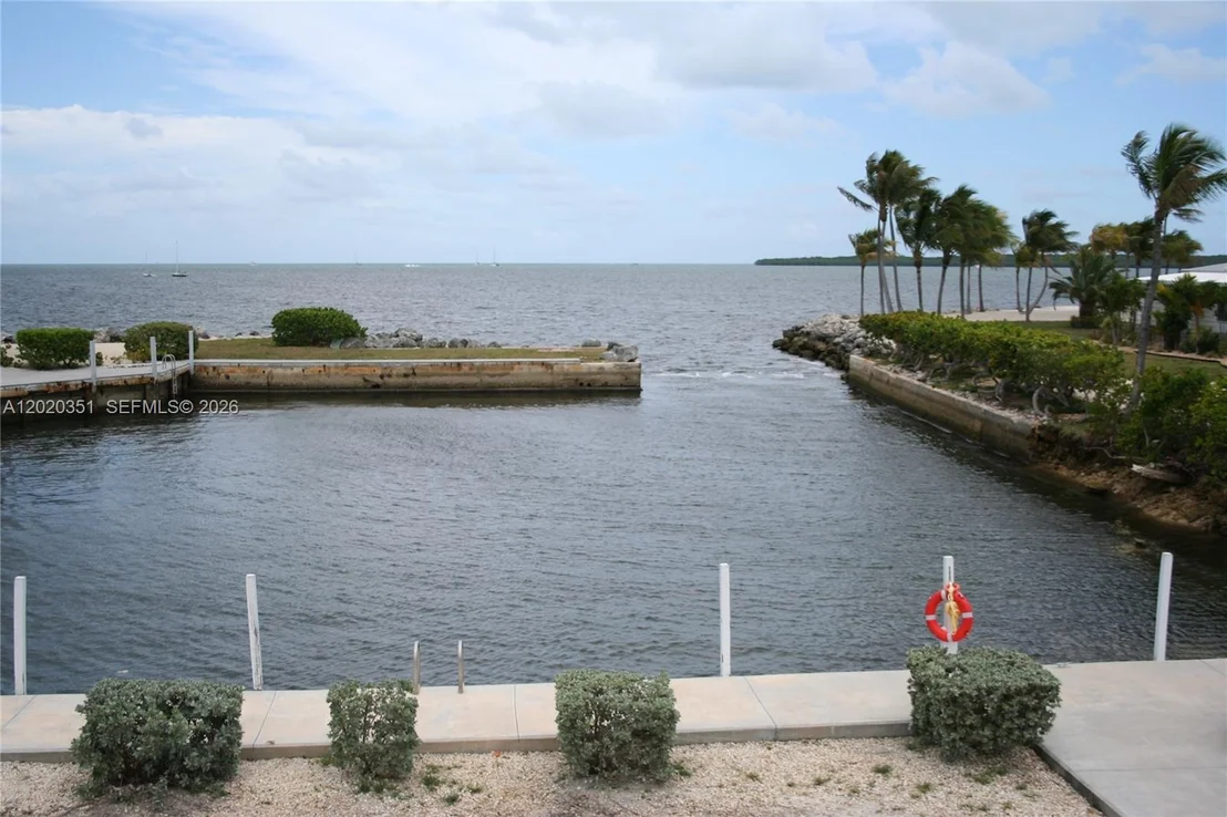 Photo of 13 Old State Rd