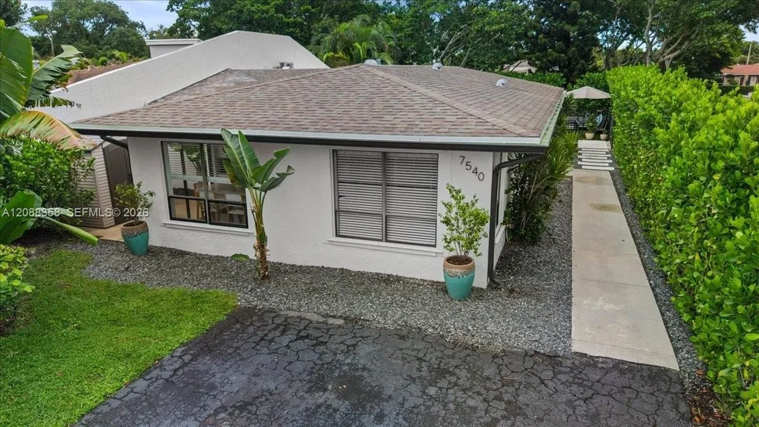 Photo of 7540 Deuce Ln