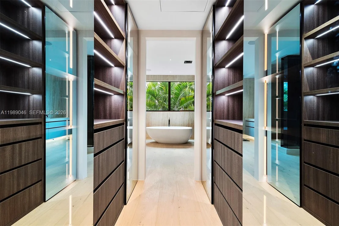 Photo of 128 Ocean Blvd