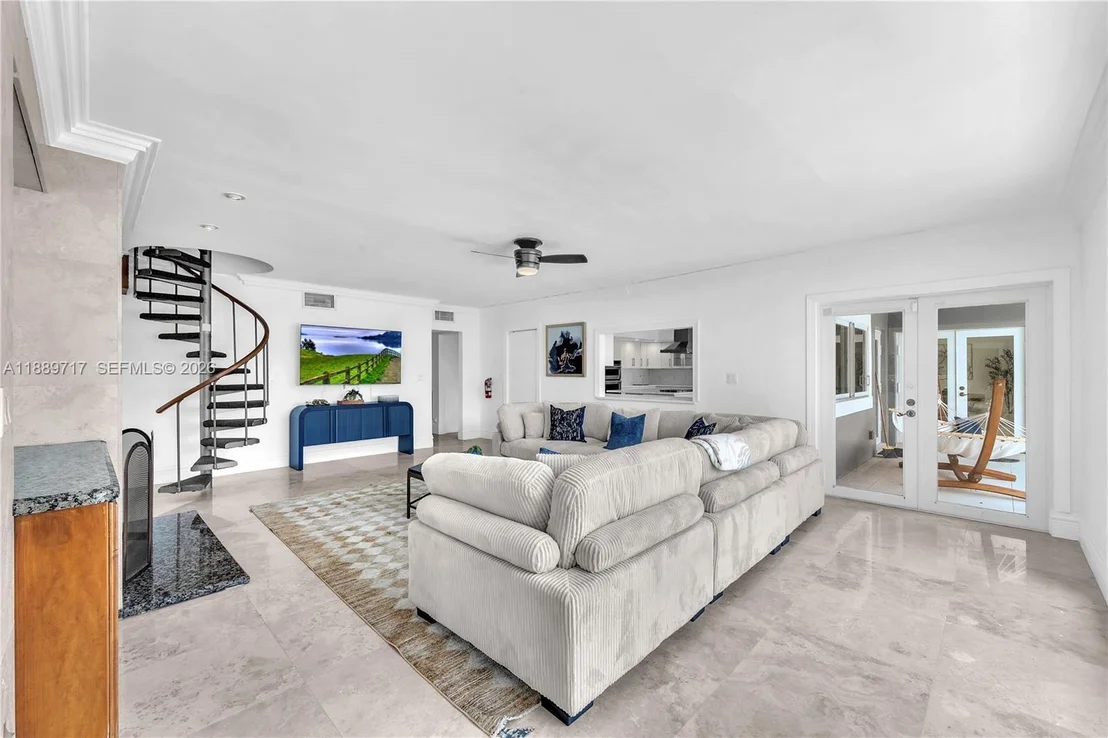 Photo of 4440 NE 23rd Ave