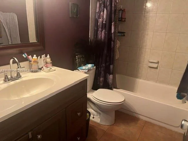 Photo of 5900 Bamboo Dr