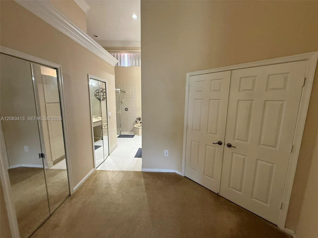 Photo of 7705 Highlands Cir