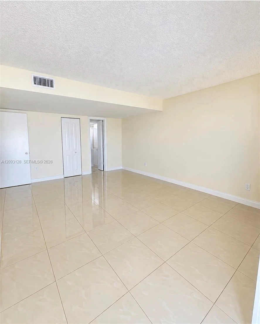 Photo of Unit D310 at 9357 Fontainebleau Blvd