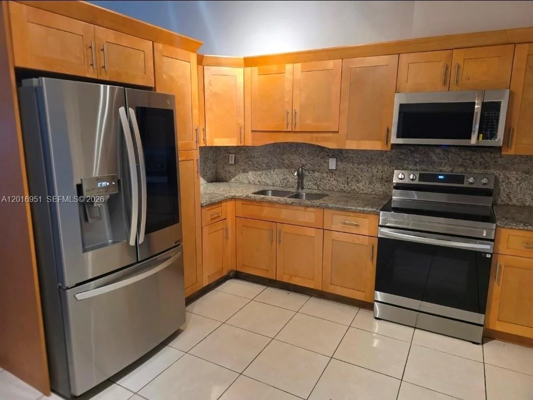 Photo of 7692 NW 178th Ter