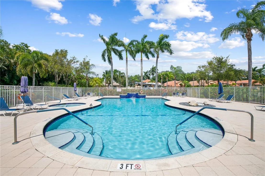 Photo of 3938 Palladium Shore Dr