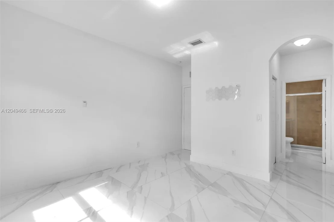 Photo of 8850 NW 99th Path