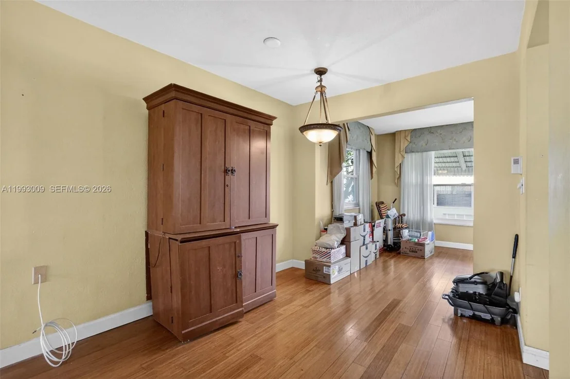Photo of 1104 Ocean Ave