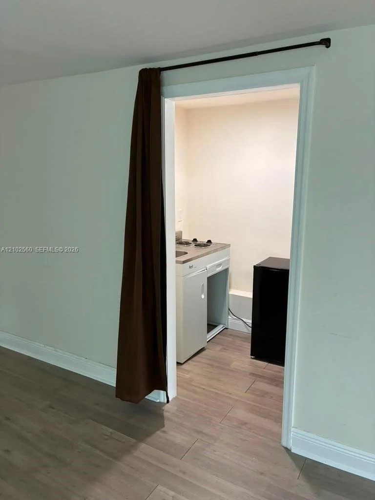 Photo of 3700 NE 13th Ter
