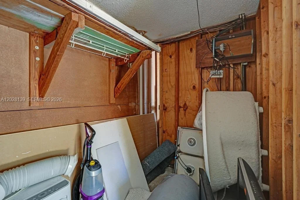 Photo of Unit 10 at 1421 NE US Highway 441