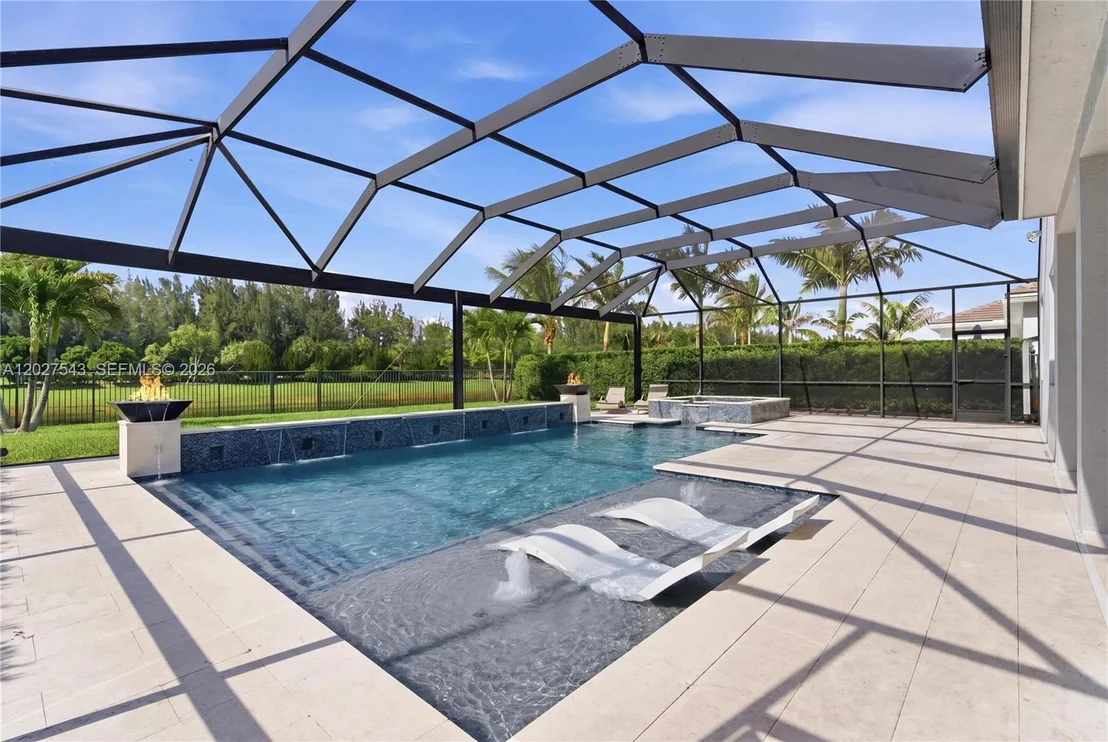 Photo of 15943 Whippoorwill CIR
