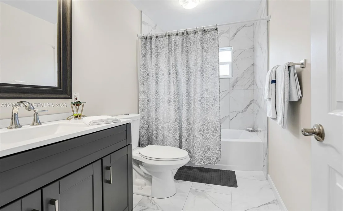 Photo of 1031 SE 14th Dr