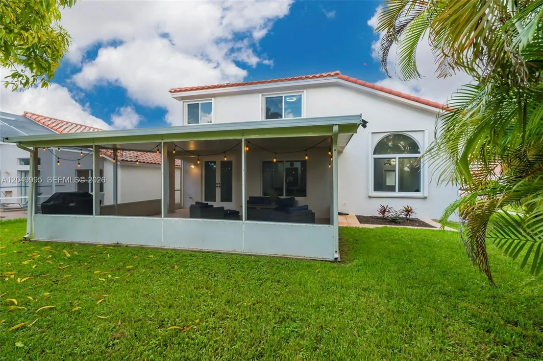 Photo of 7569 Parkside Ln