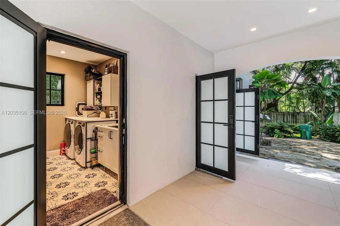 Photo of 3120 Brickell Ave