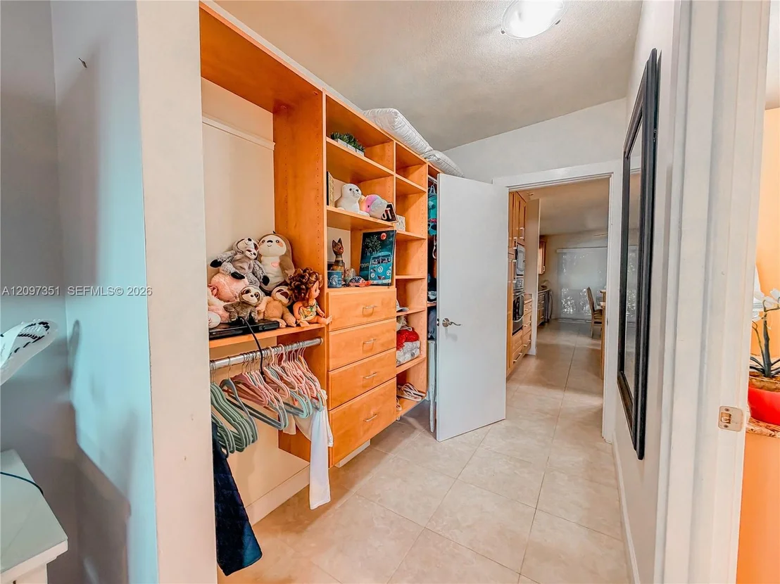 Photo of 149 Harbor Dr