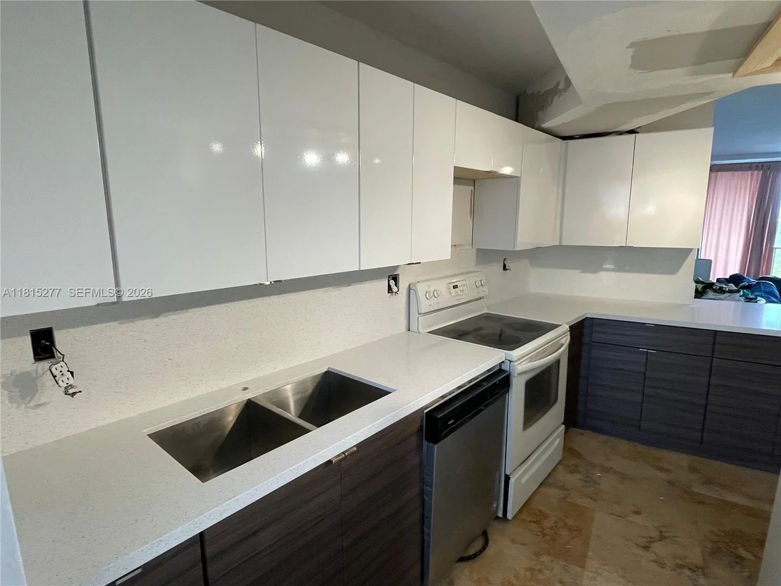 Photo of Unit 701 at 5701 Biscayne Blvd