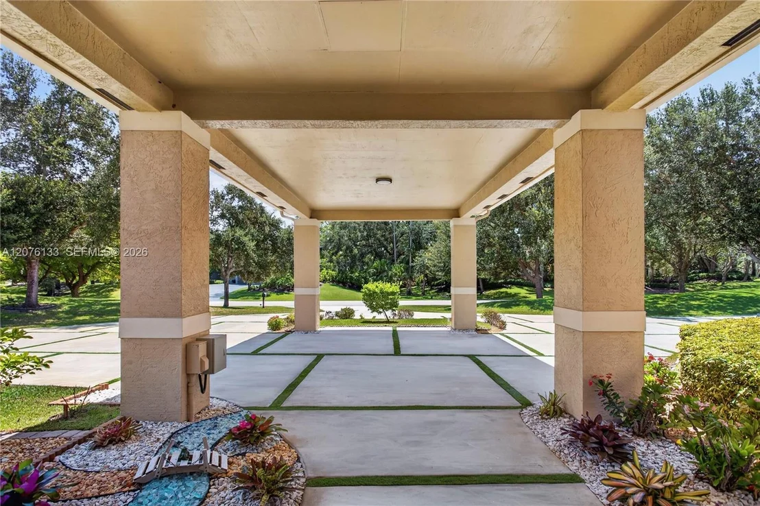 Photo of 2725 Hunter Rd