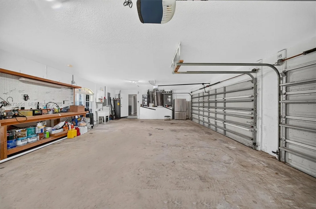 Photo of 1215 Stallion Dr