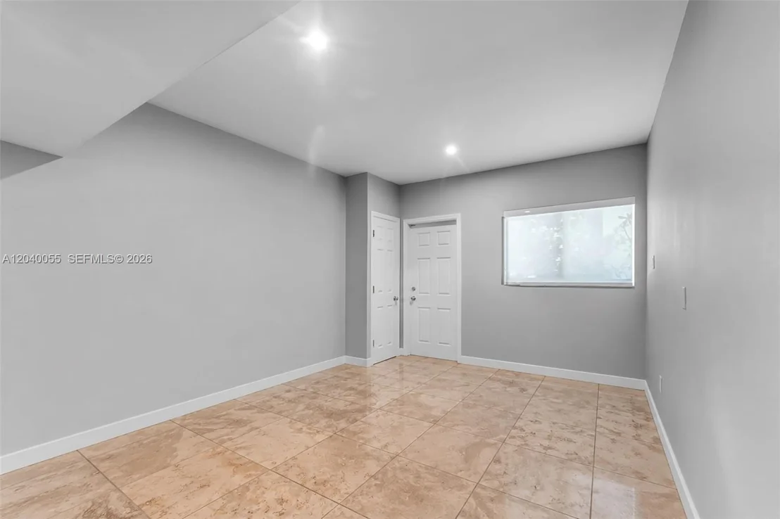 Photo of 8 Pinta Rd