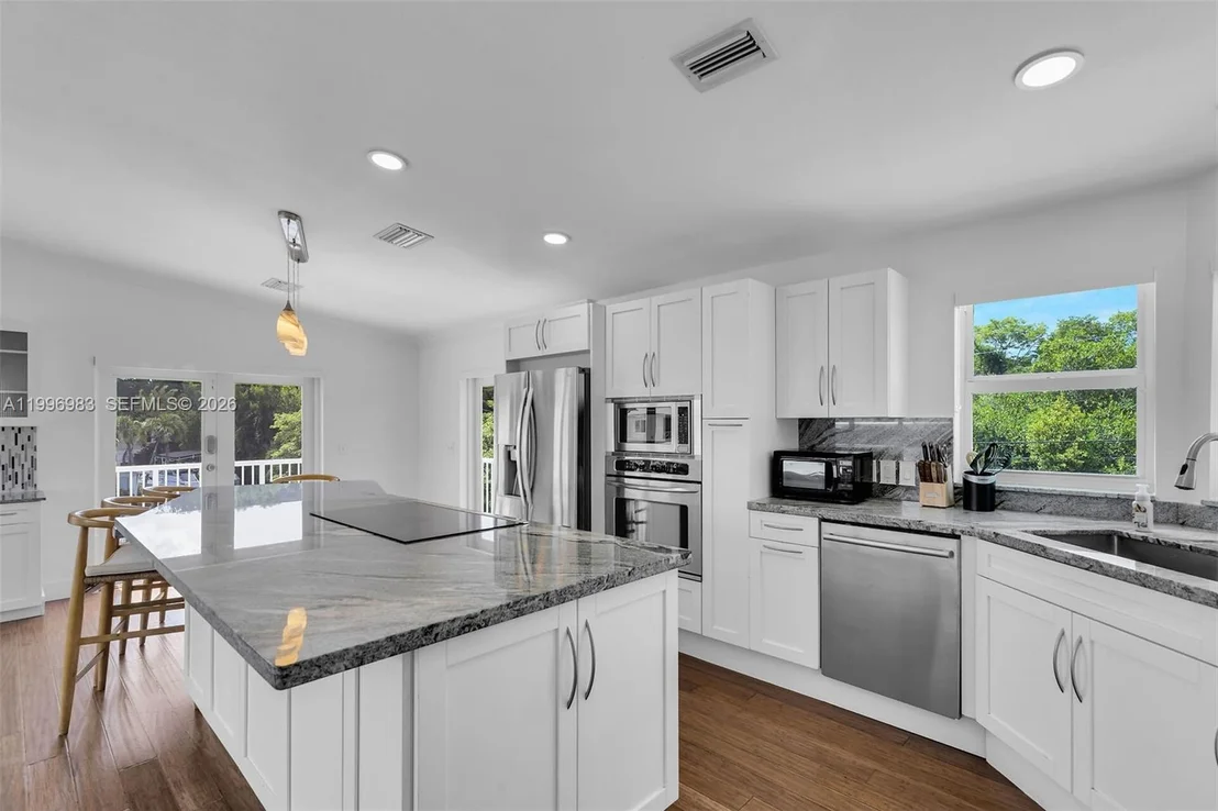 Photo of 103 Long Key Rd