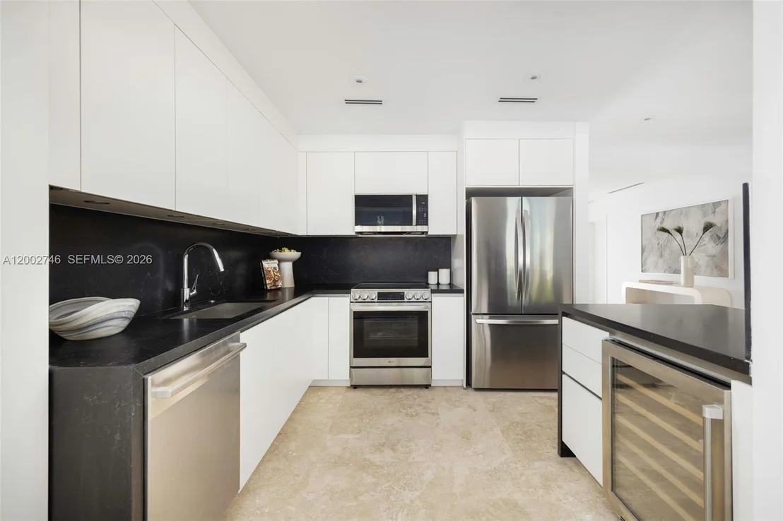 Photo of 255 Ridgewood Rd