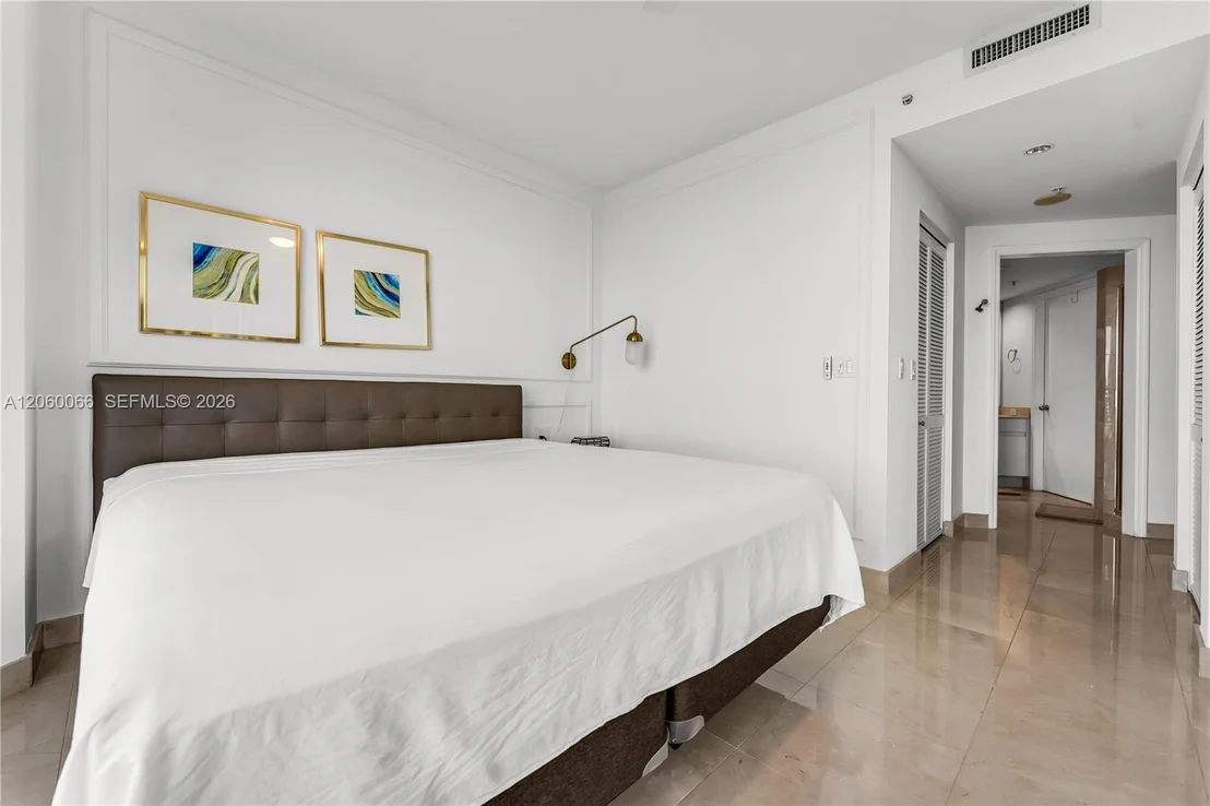 Photo of Unit 1102 at 848 Brickell Key Dr