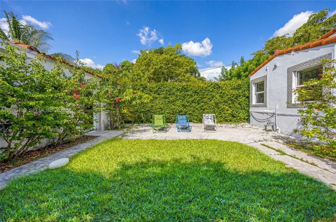 Photo of 1324 Normandy Dr
