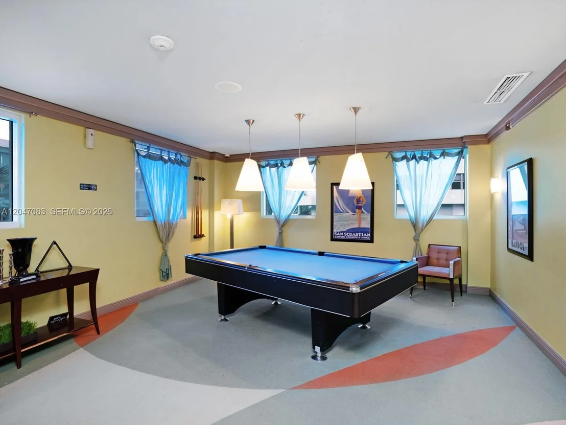 Photo of Unit 521 at 9201 Collins Ave