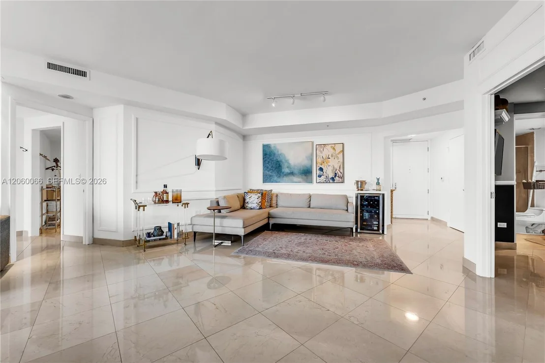 Photo of Unit 1102 at 848 Brickell Key Dr