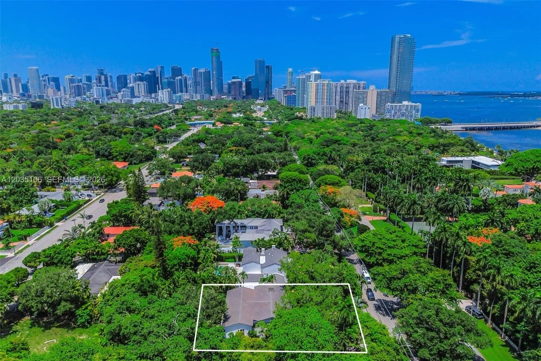 Photo of 3120 Brickell Ave