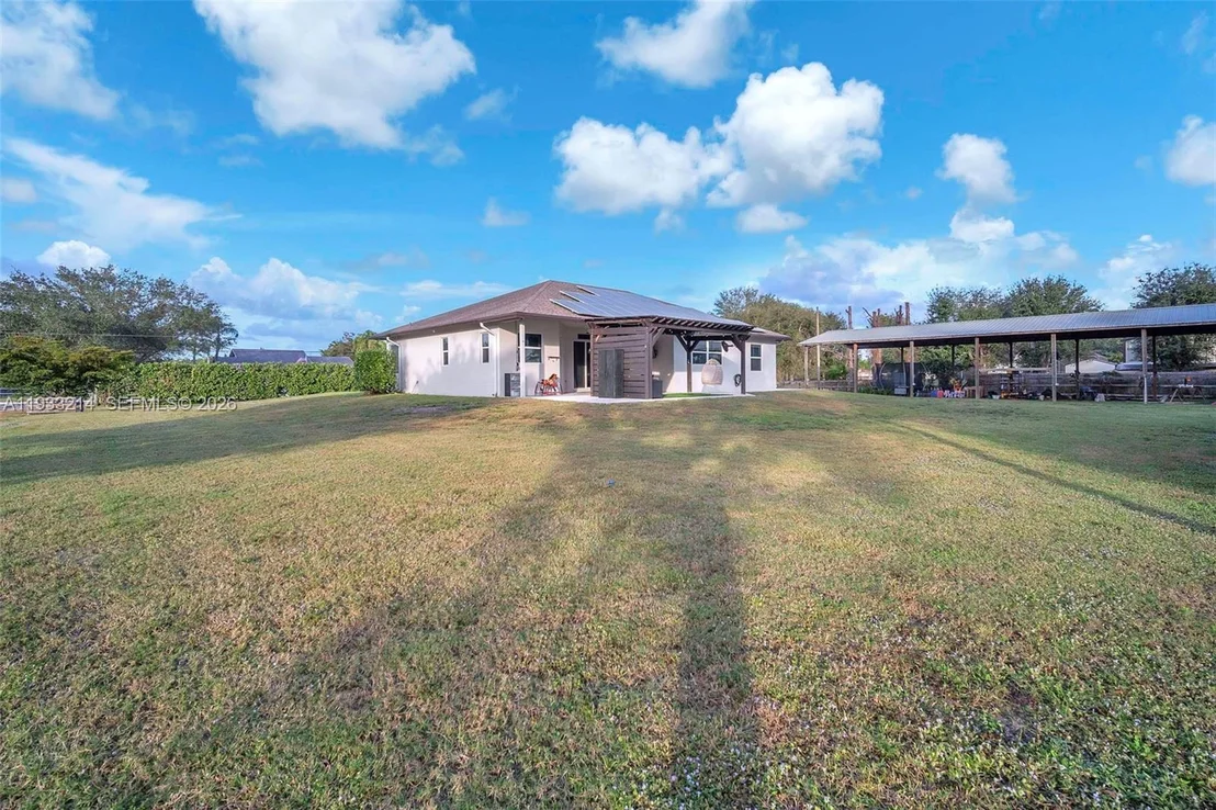Photo of 17844 N 38th Rd N