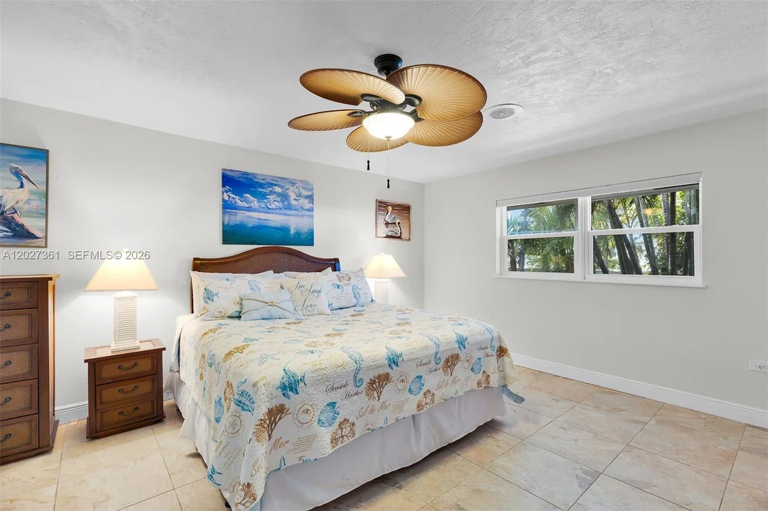 Photo of 2919 Sombrero Blvd