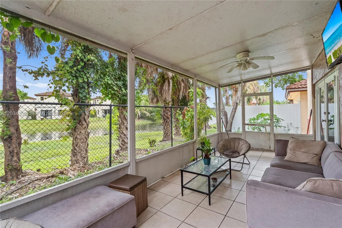 Photo of 3463 Cluster Rd
