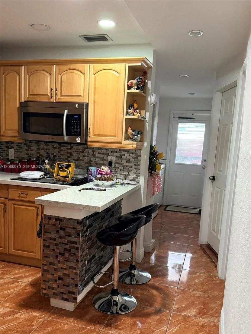Photo of 343 W 11th St
