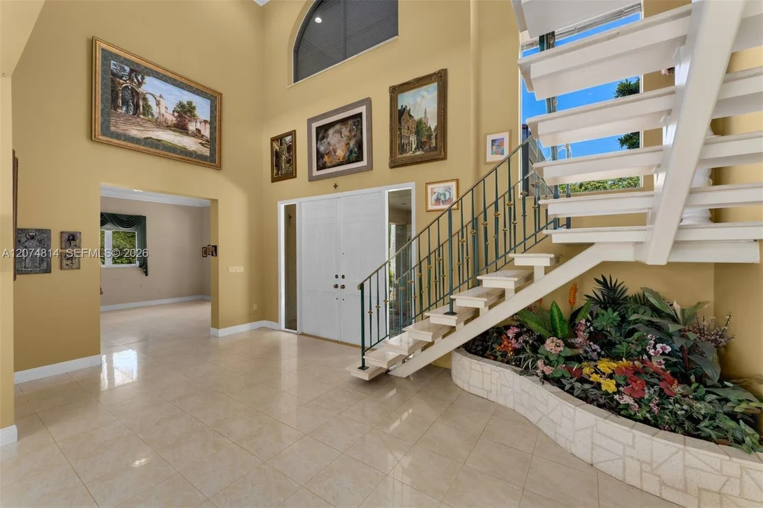 Photo of 501 Bay Lane