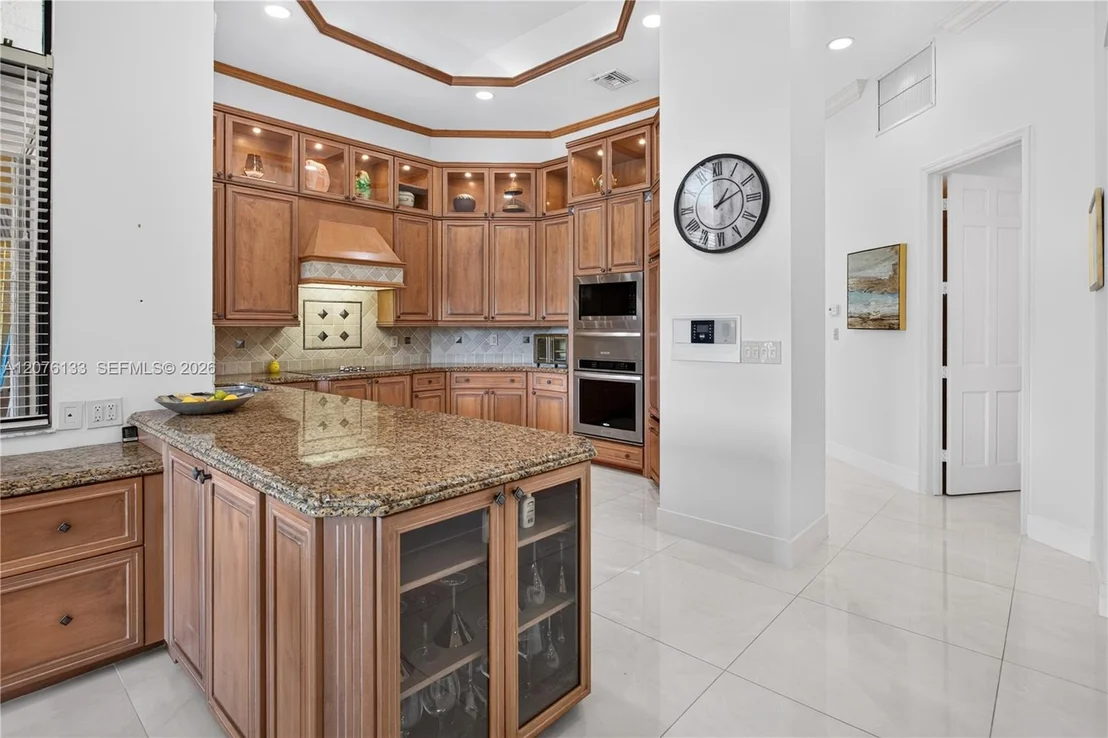 Photo of 2725 Hunter Rd