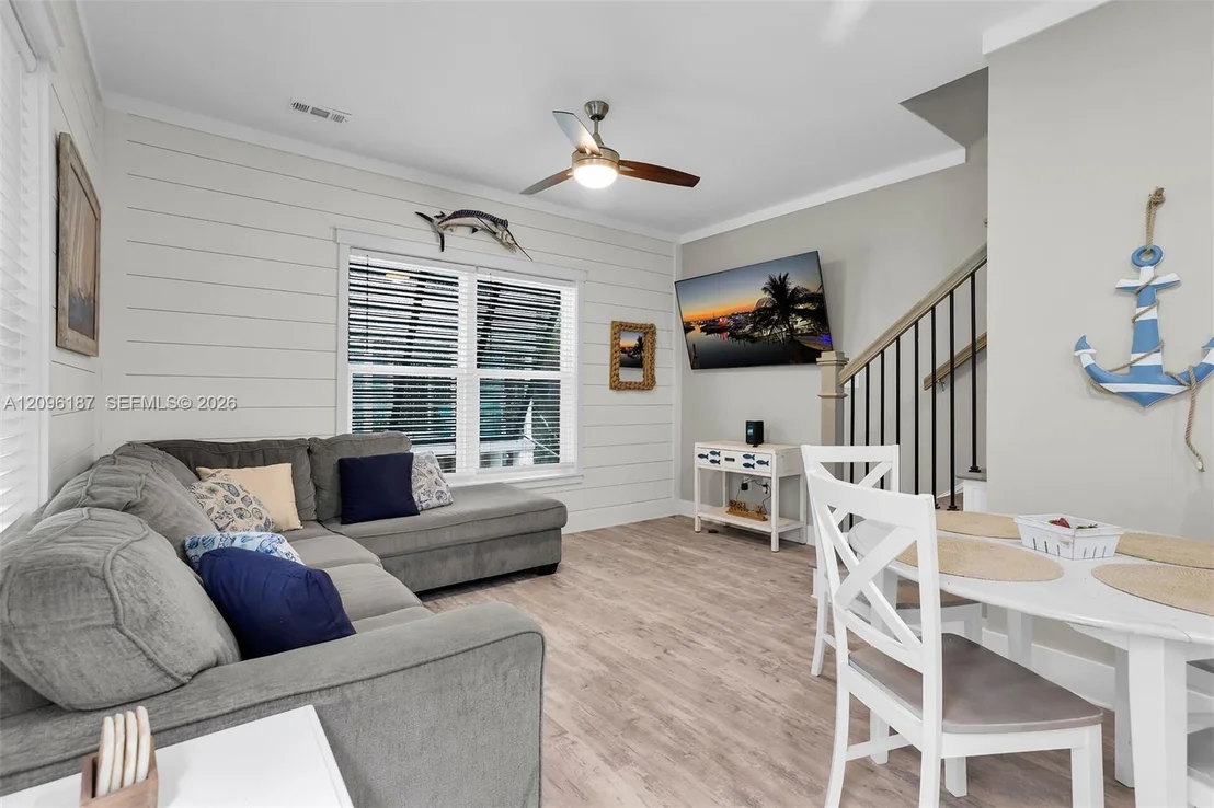 Photo of 101 11 Street Ocean Unit 3