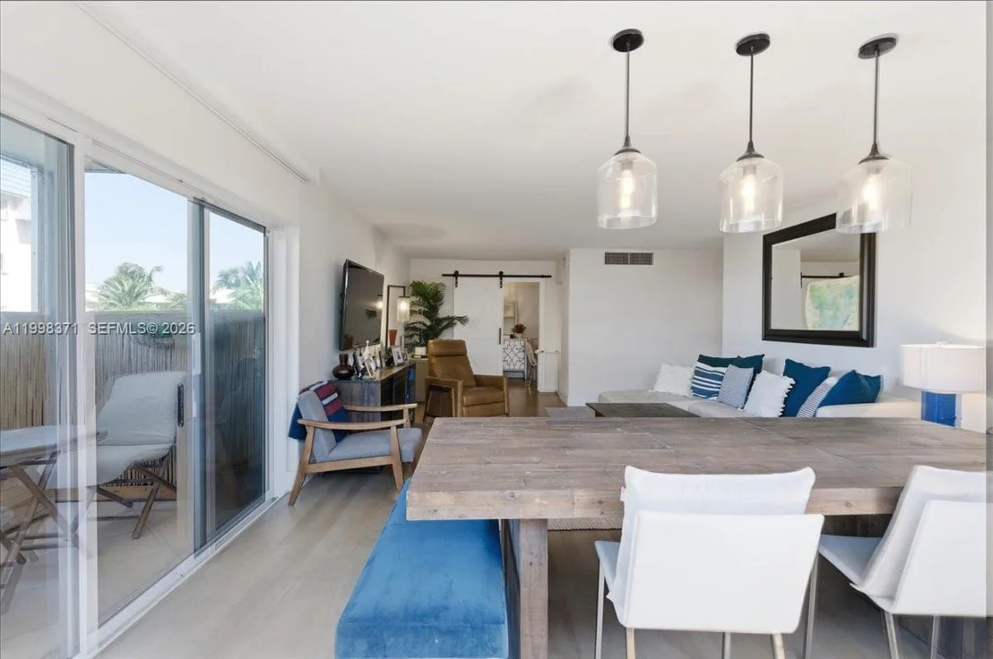 Photo of Unit 3H at 550 Ocean Drive