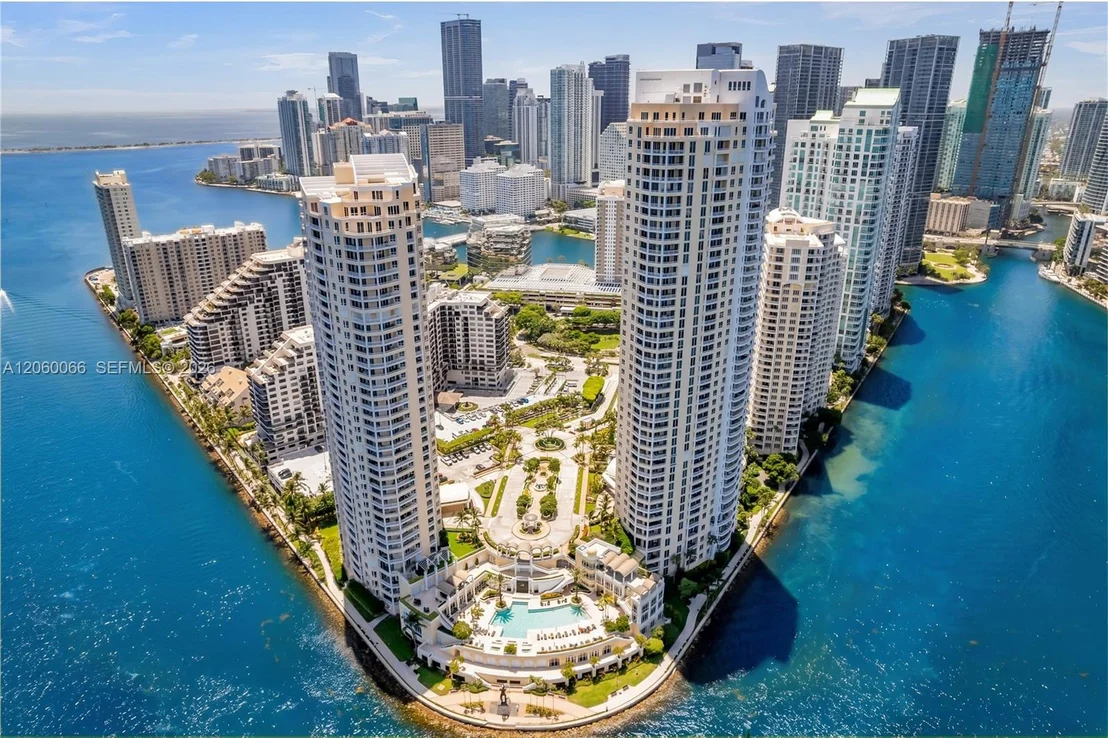 Photo of Unit 1102 at 848 Brickell Key Dr