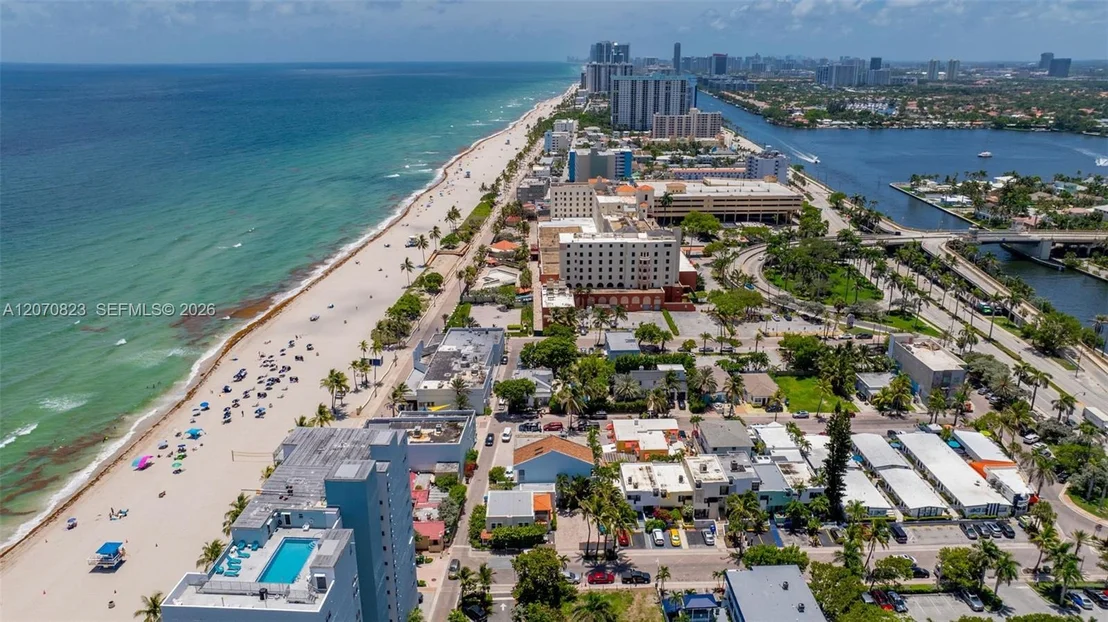 Photo of 311 N N Surf Rd